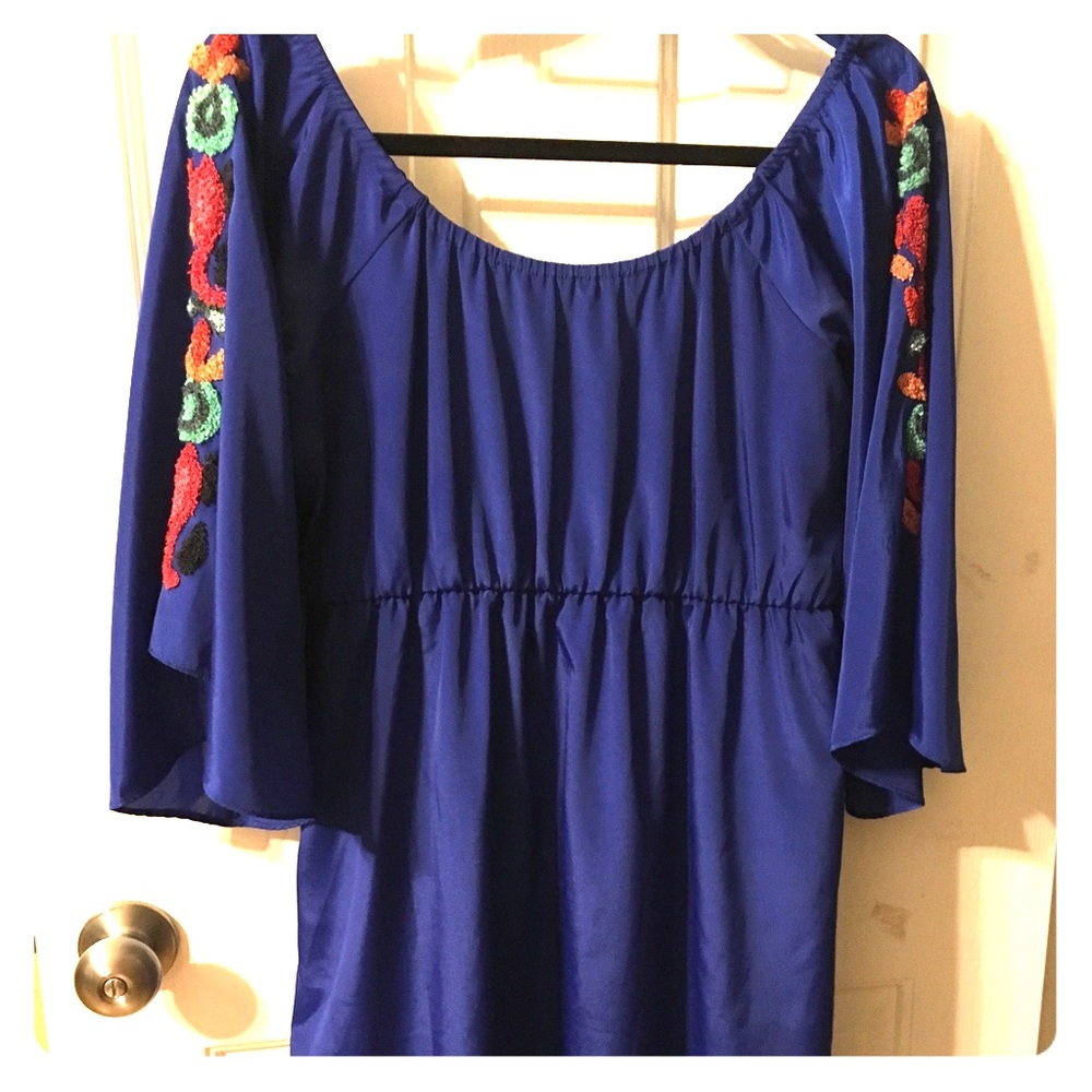 PRICE NEGOTIABLE embroidered Navy Blue Tunic